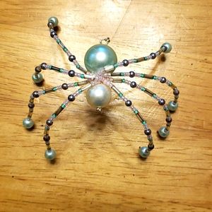 Pearl beaded spider